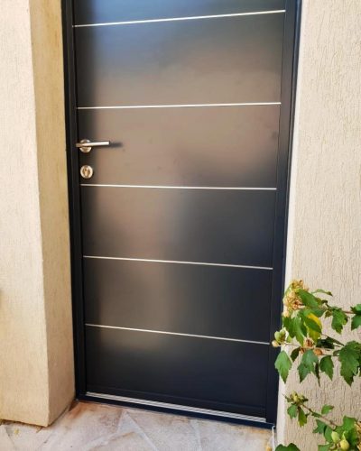 Porte aluminium Kline modèle lignée