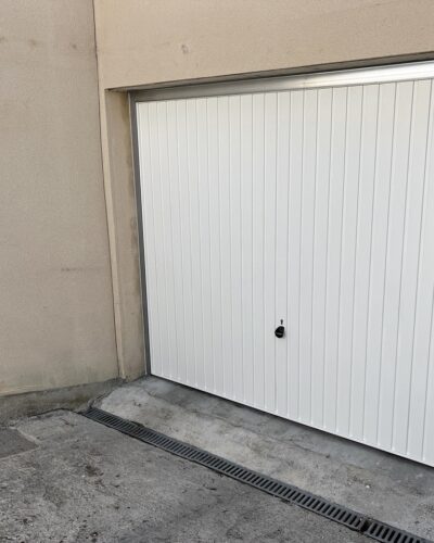 Porte de garage basculante