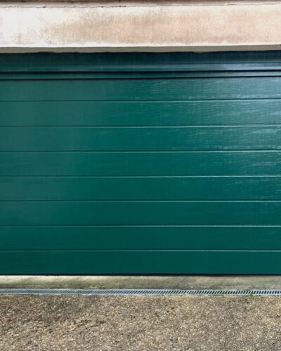 Exemple d'une porte de garage Hormann LPU42