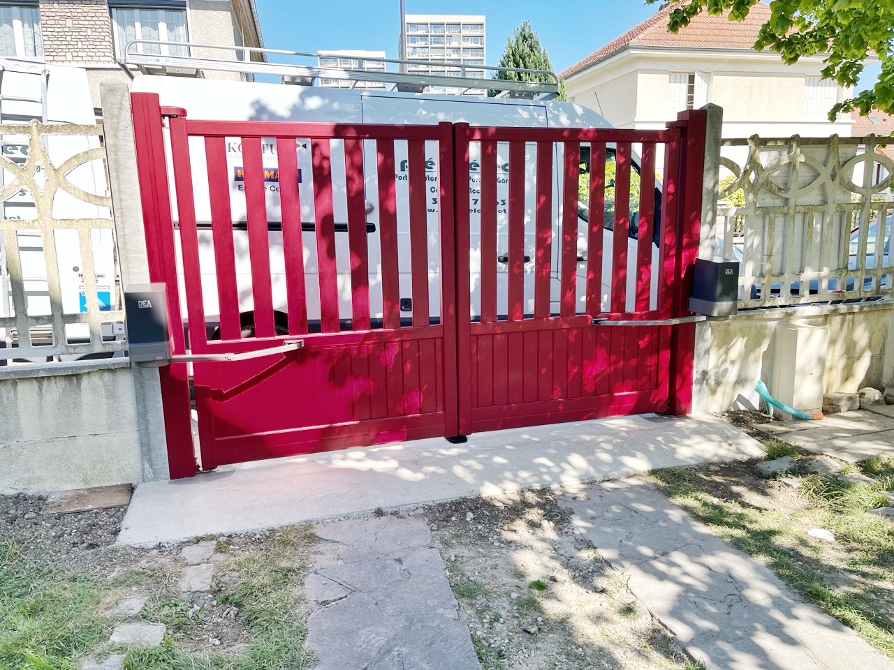 Portail DIFERBAT ral 3004 rouge pourpre